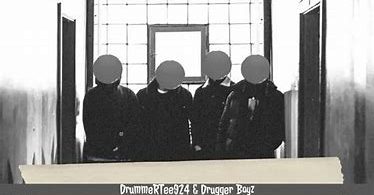 DrummeRTee924 & Drugger Boyz ft Golden Lady, DajiggySA & Topic42 – Sgija Funk