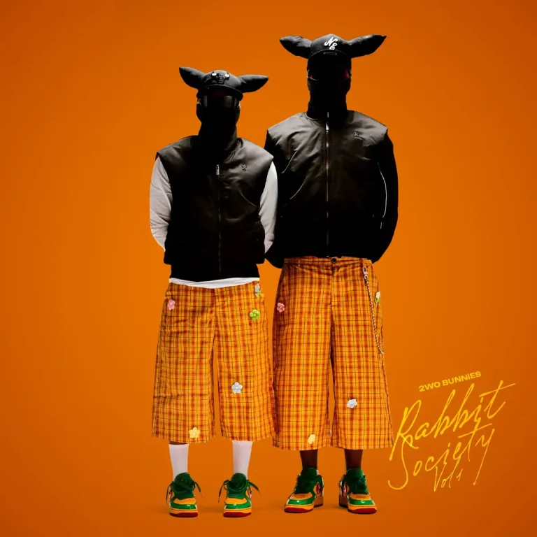 2woBunnies – Mjolo ft Oscar Mbo, Nkosazana Daughter, Gbonke & Mlooda