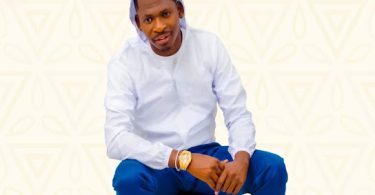 Mbekezeli 1010 – Ngishayela Abantu Izandla ft Uzondi