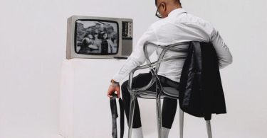 Djy Biza – Feelings ft Shakes, Les & Leandra Vert